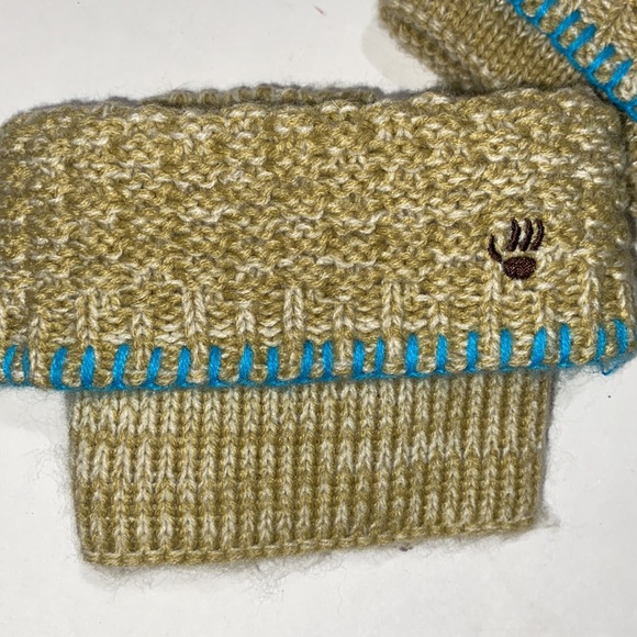 BEARPAW Knit Boot Cuffs 100% Acrylic Green/Aqua Trim Brown Bear paw NWOT OS - Picture 2 of 3